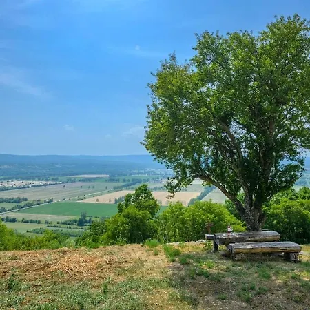 Zvanya Сasa de vacaciones Kozljak